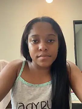 camillevi31 online show from 04-27-26, 05:55