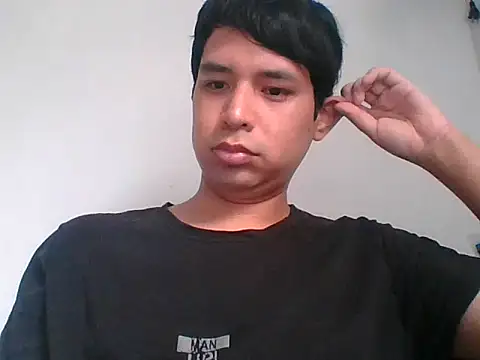 Ian Andres  online show from 05-05-26, 04:10