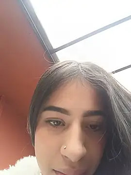 SophiaRivers online show from 06-17-26, 11:53