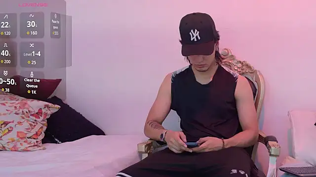 sweetauracouple online show from 06-16-26, 12:16