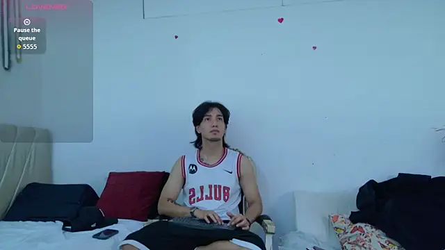sweetauracouple online show from 06-17-26, 12:04