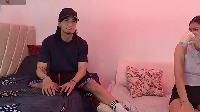 sweetauracouple online show from 05-23-26, 11:53