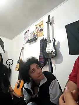 PaidFlirtSeeker online show from 04-29-26, 08:59