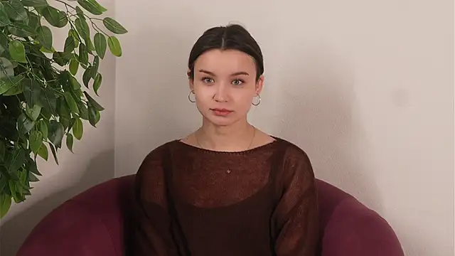 CoralMccarron online show from 04-29-26, 10:19