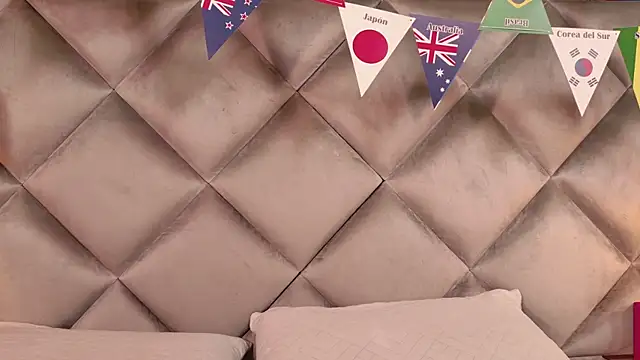 Paulina25  online show from 06-21-26, 03:23