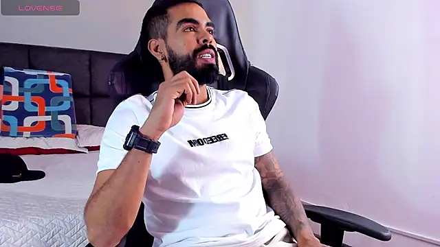  kameron9811 online show from 05-31-26, 11:38