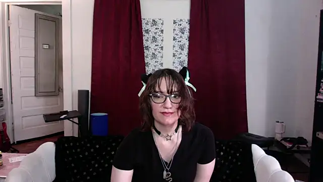 AnnywnBelle online show from 05-28-26, 08:15