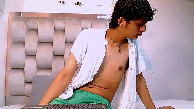SahirCharm online show from 05-30-26, 11:38