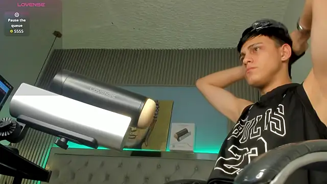 Ethanx18  online show from 06-05-26, 04:50