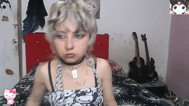 Cute Chrixxx online show from 05-25-26, 12:04