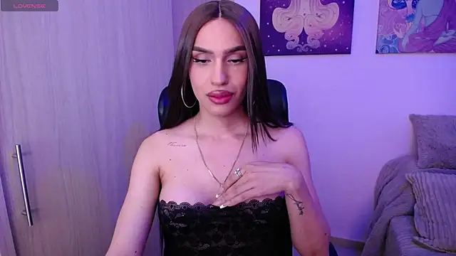 GiaMint online show from 06-17-26, 03:06