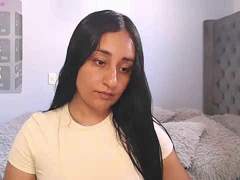erotic lov online show from 06-15-26, 06:51