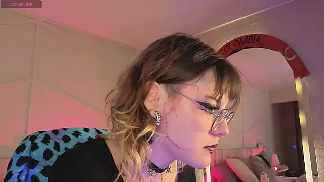 Rossiee huntt online show from 06-30-26, 03:01