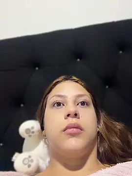 HayleyRoss  online show from 06-23-26, 10:35