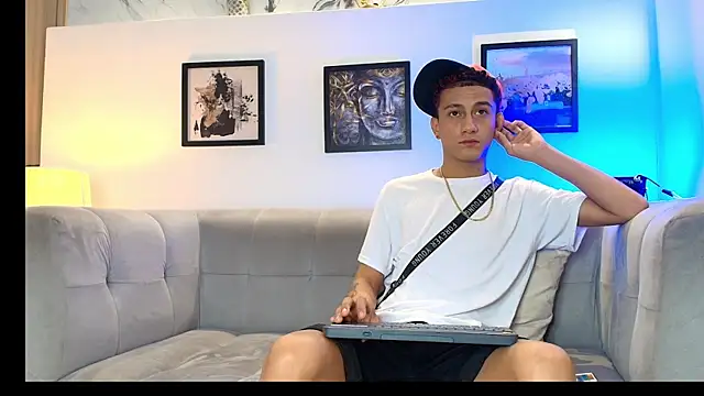 KING BOYS2026 online show from 06-14-26, 01:35