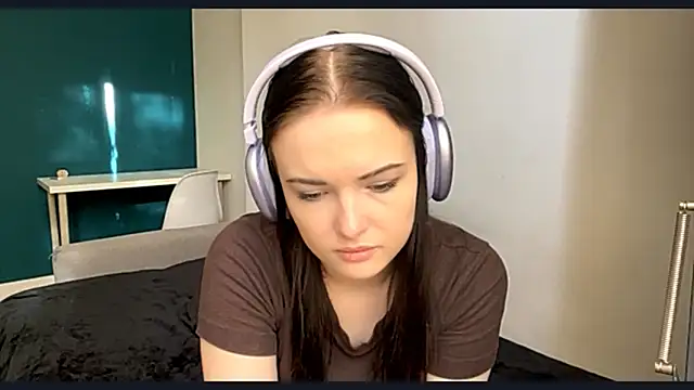 AmbientInvalid online show from 05-11-26, 04:15