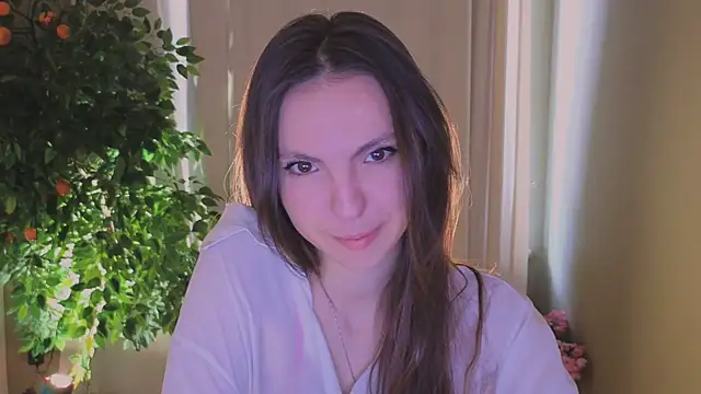 Snapshot of Alice-Lidel chatting on 06-16-26, 05:07 Alice-Lidel online show from 06-16-26, 05:07