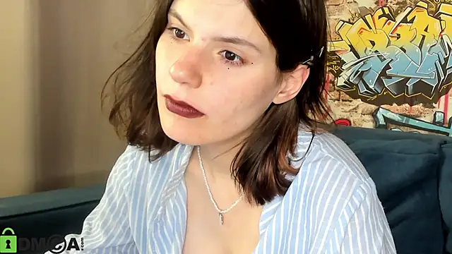 Kira Be11 online show from 06-08-26, 09:32