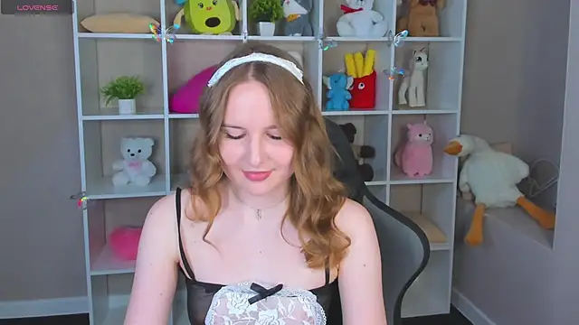 Emmaa Kimm online show from 06-08-26, 01:28
