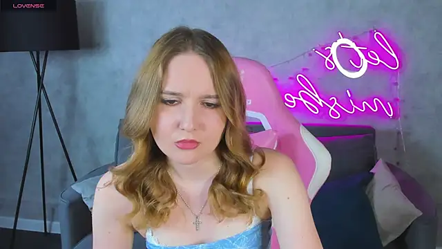 Emmaa Kimm online show from 06-25-26, 12:52