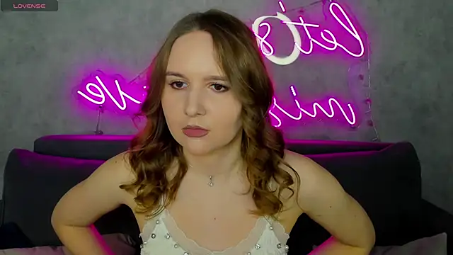 Emmaa Kimm online show from 06-05-26, 12:59