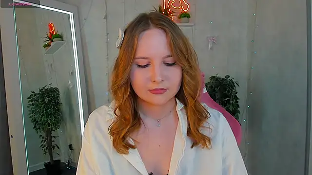 Emmaa Kimm online show from 06-11-26, 01:05