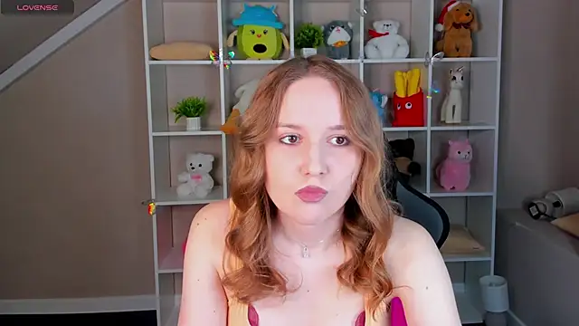 Emmaa Kimm online show from 05-21-26, 01:03