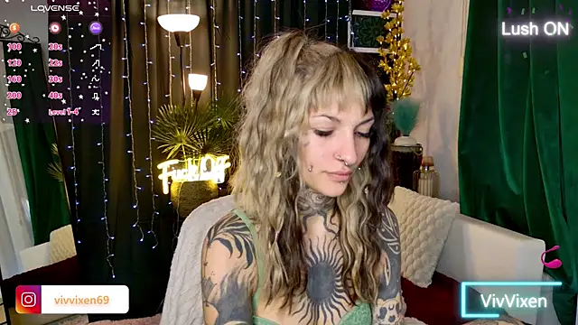 VivVixen online show from 05-15-26, 05:33