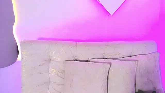 LiaCampbell  online show from 07-03-26, 04:35