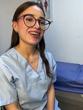 Snapshot of Sweet_Milaa1 chatting on 06-19-26, 07:09 Sweet Milaa1 online show from 06-19-26, 07:09
