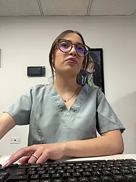 Snapshot of Sweet_Milaa1 chatting on 06-27-26, 11:44 Sweet Milaa1 online show from 06-27-26, 11:44