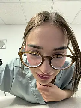 Snapshot of Sweet_Milaa1 chatting on 07-01-26, 08:31 Sweet Milaa1 online show from 07-01-26, 08:31