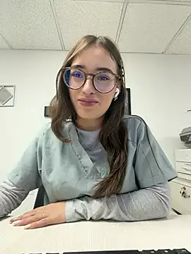 Snapshot of Sweet_Milaa1 chatting on 07-22-26, 07:38 Sweet Milaa1 online show from 07-22-26, 07:38