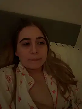 Taylormillie471 online show from 05-06-26, 11:31