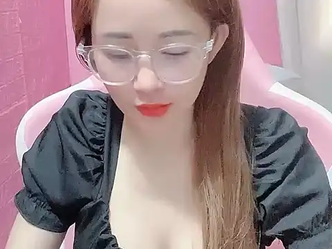 KimOanh345 online show from 04-29-26, 08:51