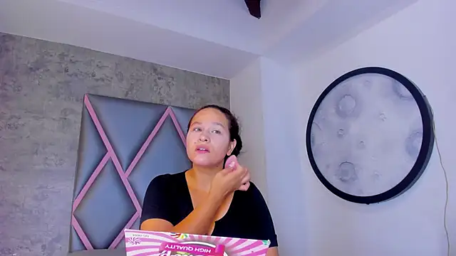 DeborayDark online show from 05-29-26, 07:09