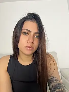 EmilyCxx online show from 05-28-26, 12:07
