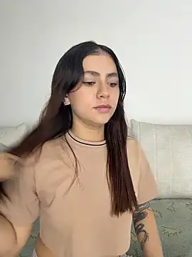 EmilyCxx online show from 07-17-26, 11:57