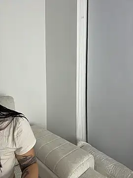 EmilyCxx online show from 06-12-26, 03:48