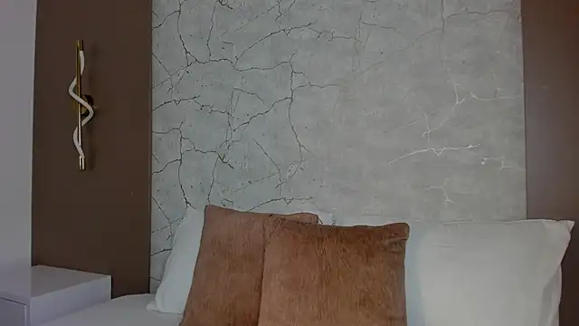 Snapshot of sara_castro24_ chatting on 05-29-26, 06:03 sara castro24 online show from 05-29-26, 06:03