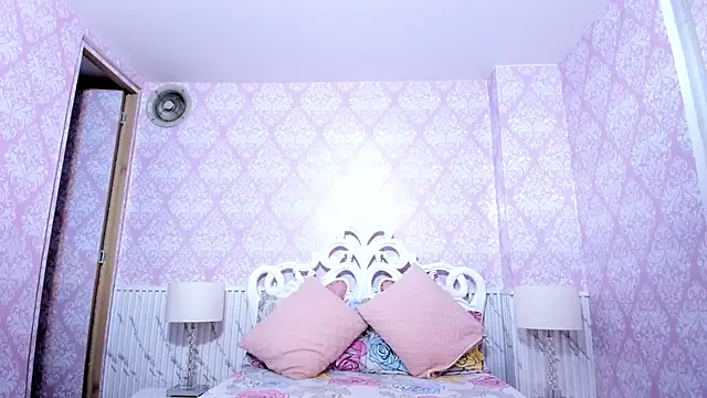 Miabloom19  online show from 06-10-26, 11:06