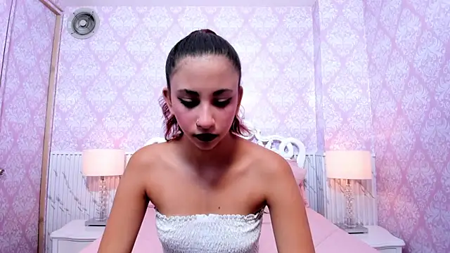 Miabloom19  online show from 06-17-26, 11:14