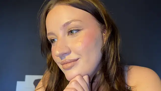 elegant curves online show from 06-16-26, 04:51