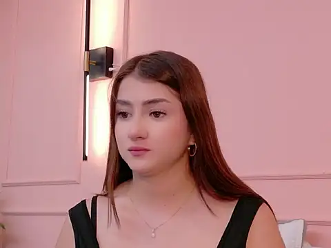DanielleDNicola online show from 05-11-26, 01:23