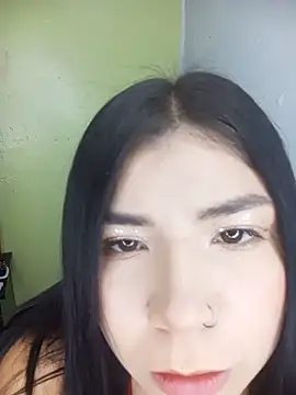 Snapshot of PequenaNena chatting on 05-28-26, 03:47 PequenaNena online show from 05-28-26, 03:47