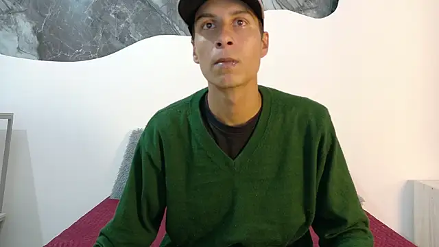 Snapshot of cameronsilverman chatting on 05-27-26, 07:54 cameronsilverman online show from 05-27-26, 07:54