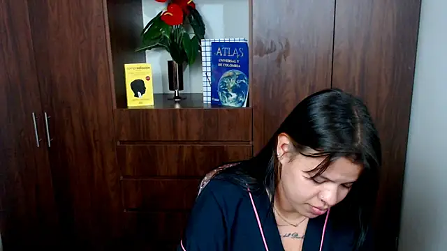 danna emily online show from 04-28-26, 11:42