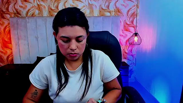 Snapshot of ChloeSmith9 chatting on 07-27-26, 07:10 ChloeSmith9 online show from 07-27-26, 07:10