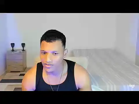 Snapshot of Ian_Arcia chatting on 05-06-26, 07:56 Ian Arcia online show from 05-06-26, 07:56