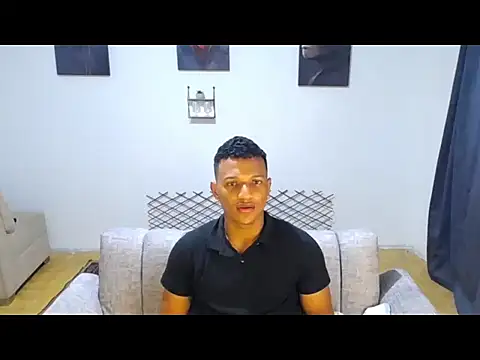 Snapshot of Ian_Arcia chatting on 06-11-26, 11:02 Ian Arcia online show from 06-11-26, 11:02